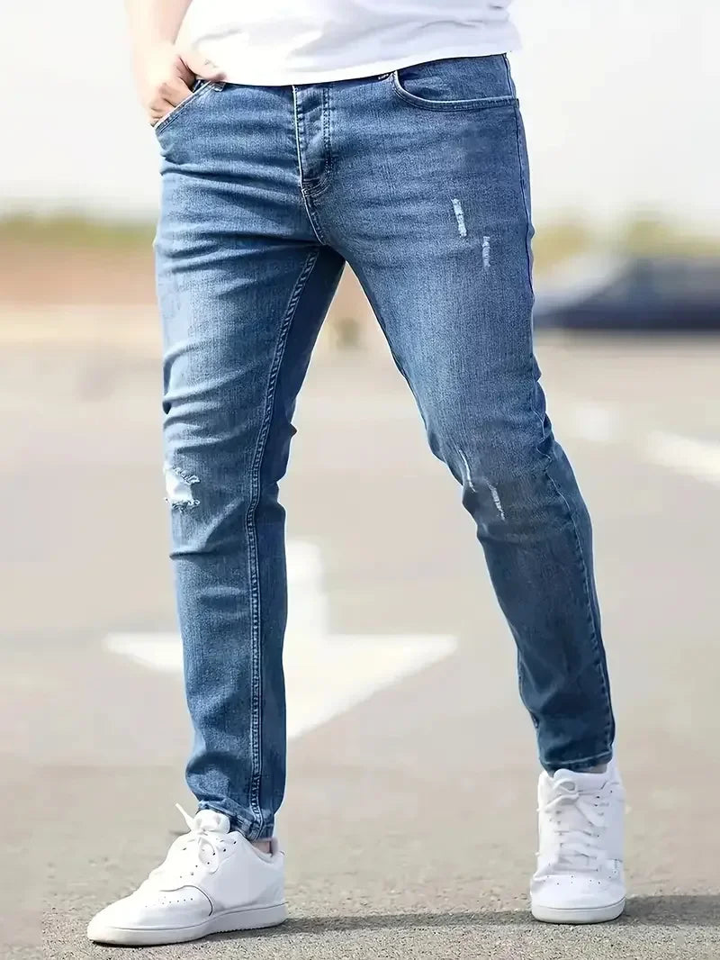 THE MATTEO SLIM JEANS