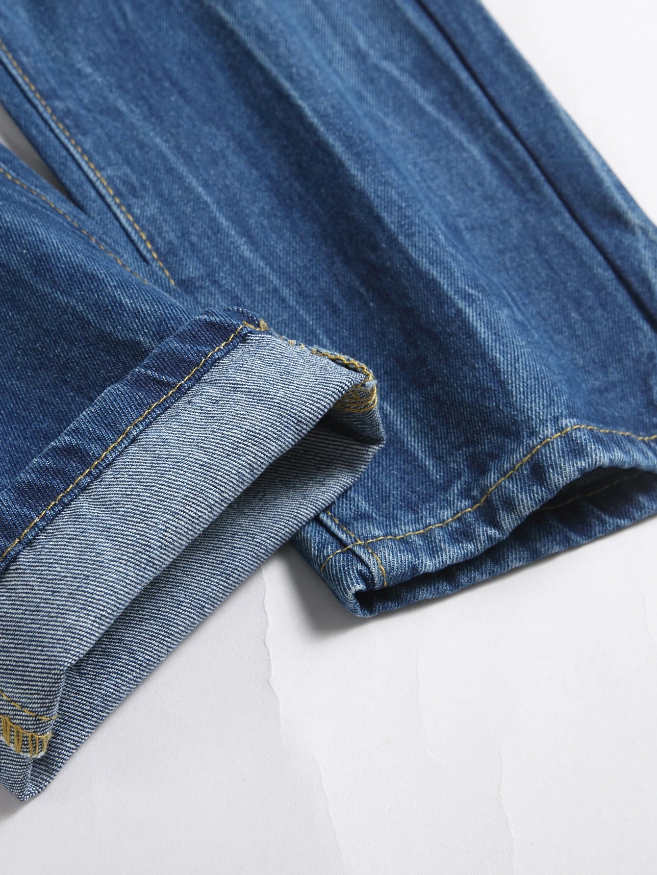 THE HUDSON STRAIGHT DENIM JEAN